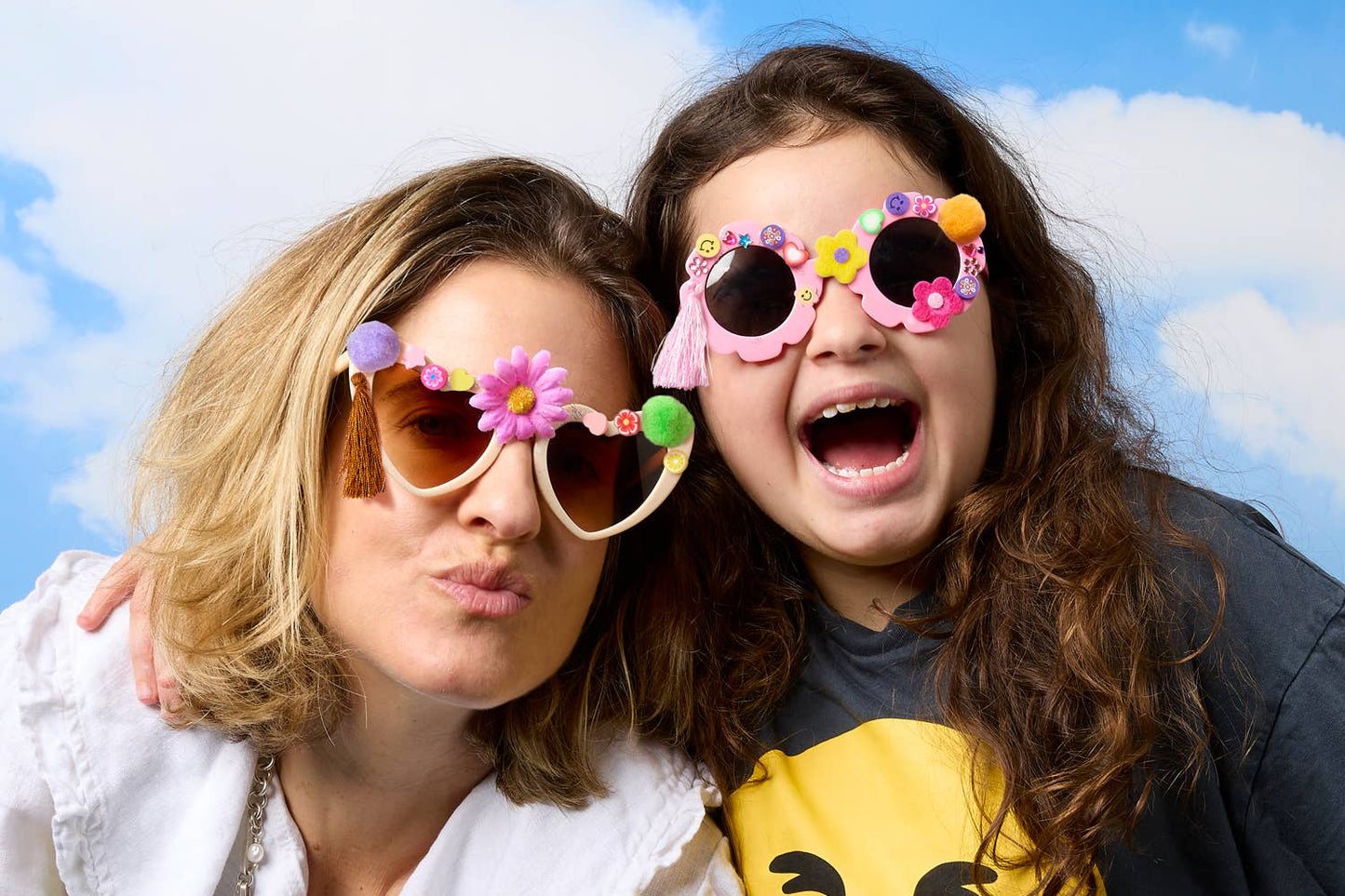 Decorate Your Own Sunglasses (Kids)