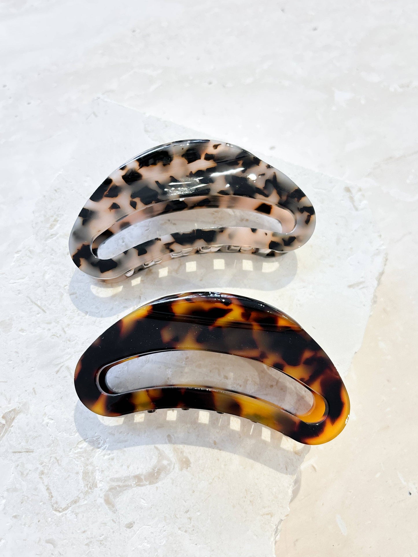 Oval Tort Hair Claw Clip Light Tort