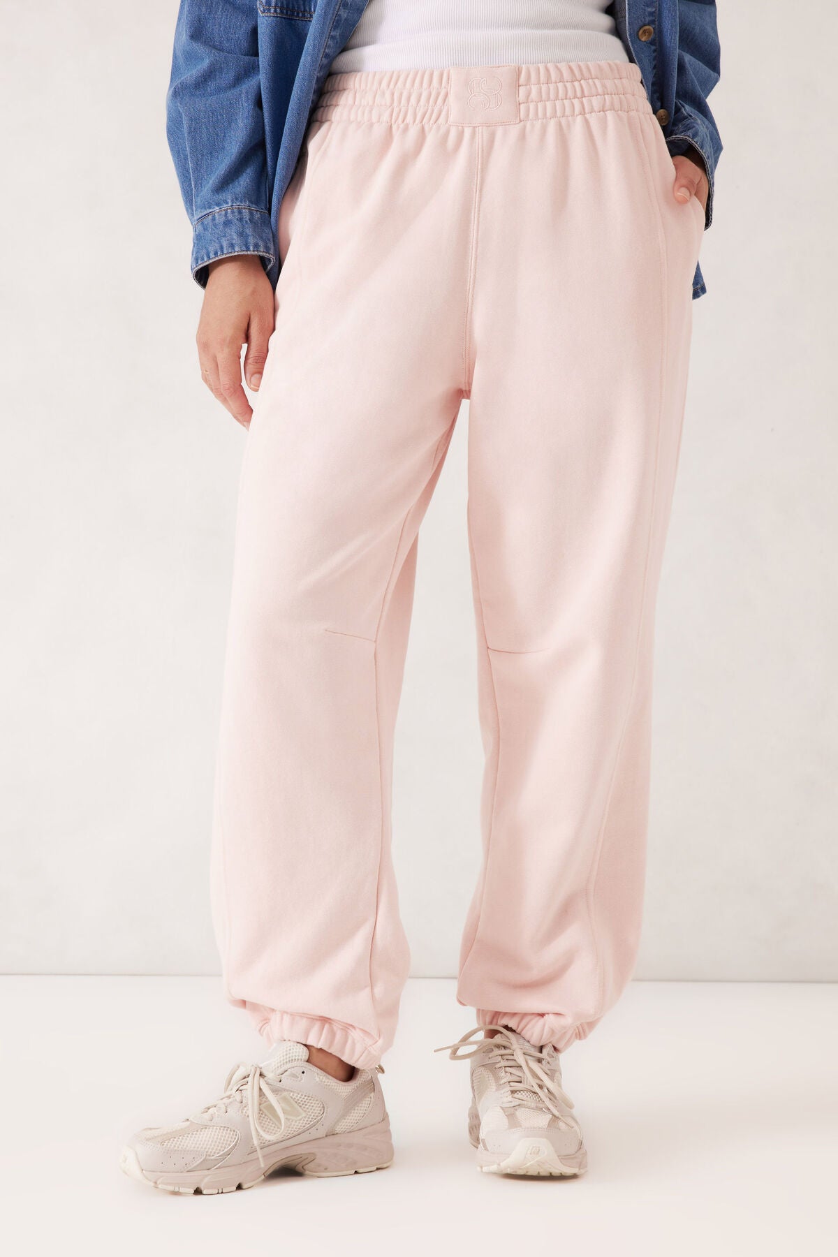 Seamed Trackpant - Shell Pink