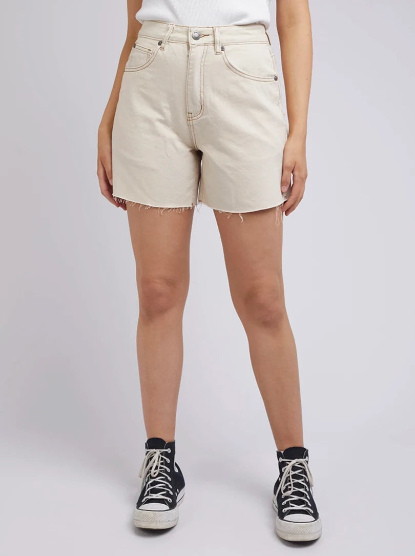 Harley Bermuda Short - Vintage White
