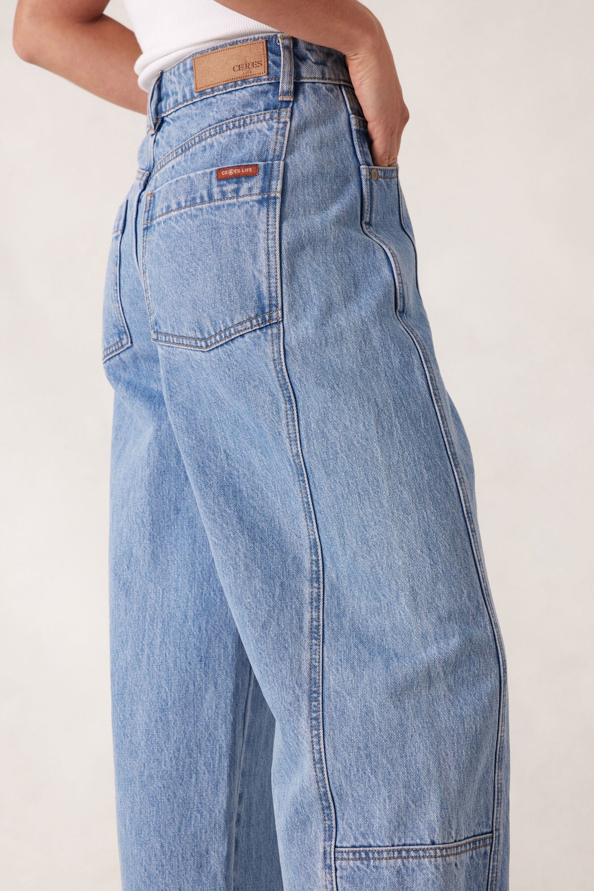Demi Barrel Jean - Blue