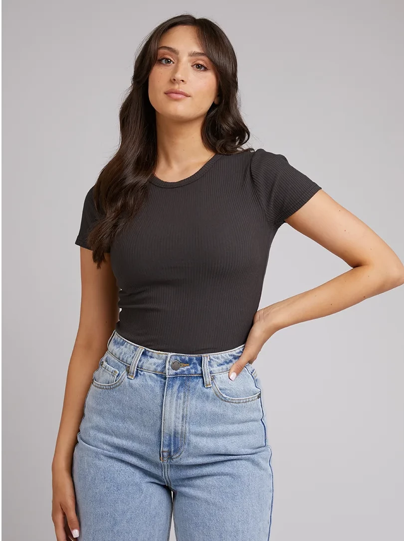 Evie Rib Baby Tee Washed Black