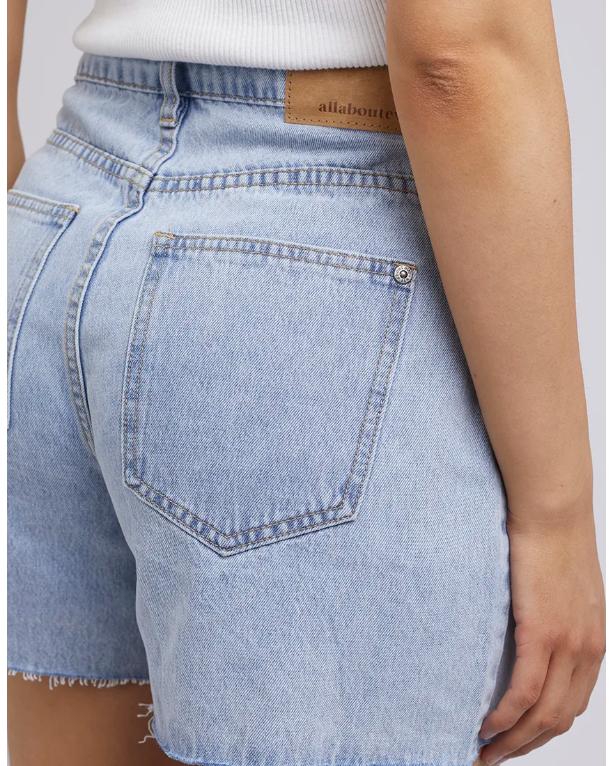 Harley Bermuda Short - Bleach