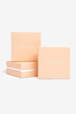 Joni Gold Pearl Huggie