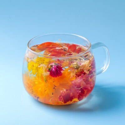 Blooming Tea Greeting Card NEW: Bouquet