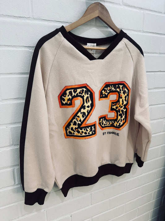 23 Sweater By Frankie