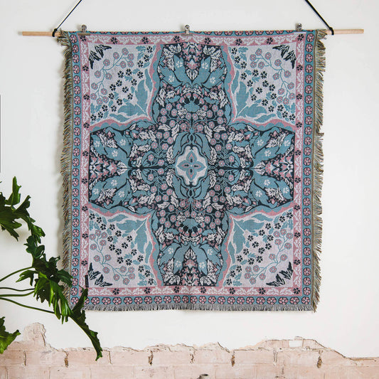 'All You Need is Love' Woven Picnic Rug/Throw: Regular 130x160cm