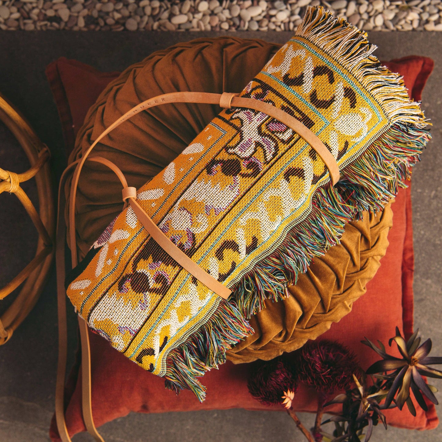 'Here Comes The Sun' Woven Picnic Rug/Throw: Regular 130x160cm