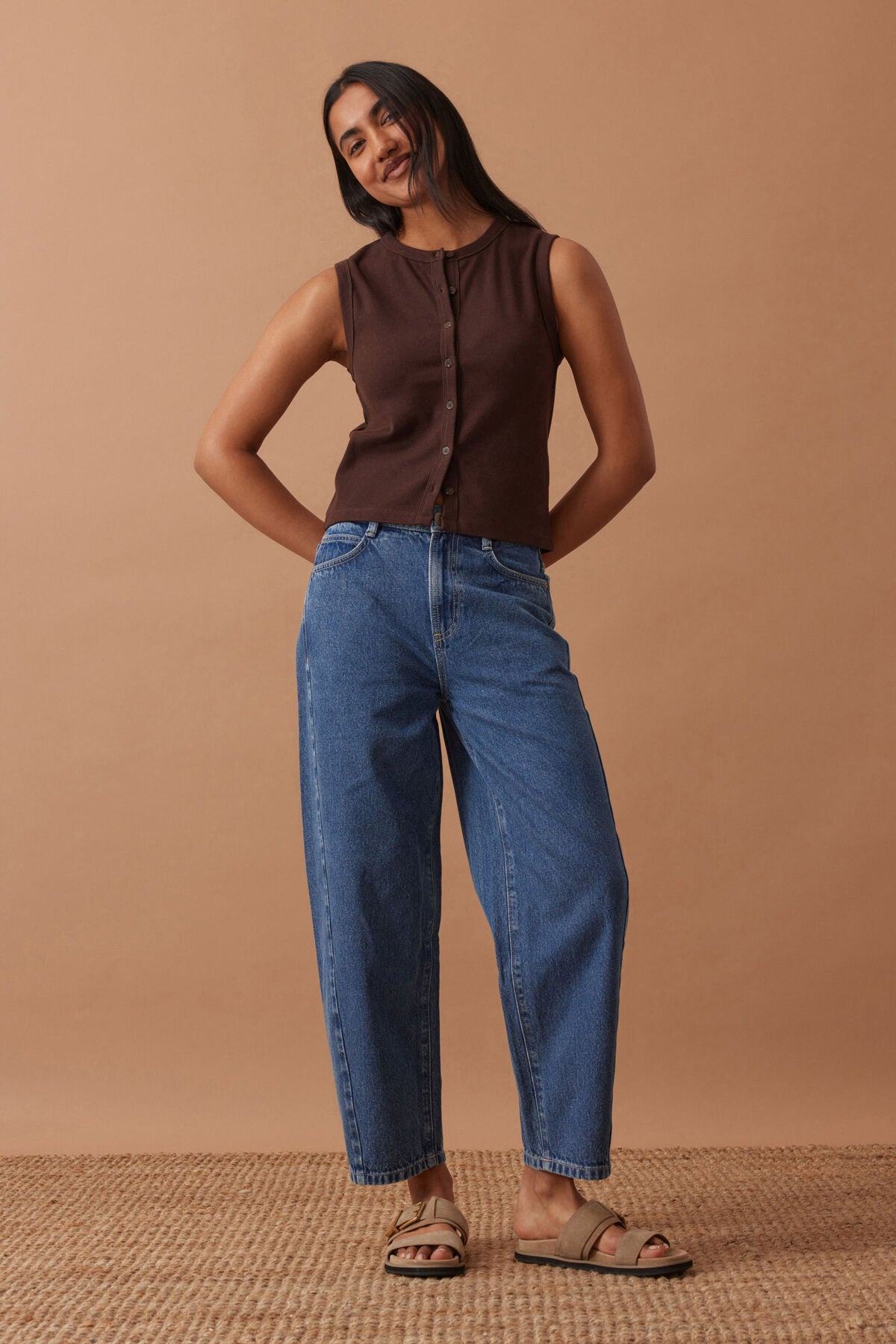 Leah Tapered Barrel Jean