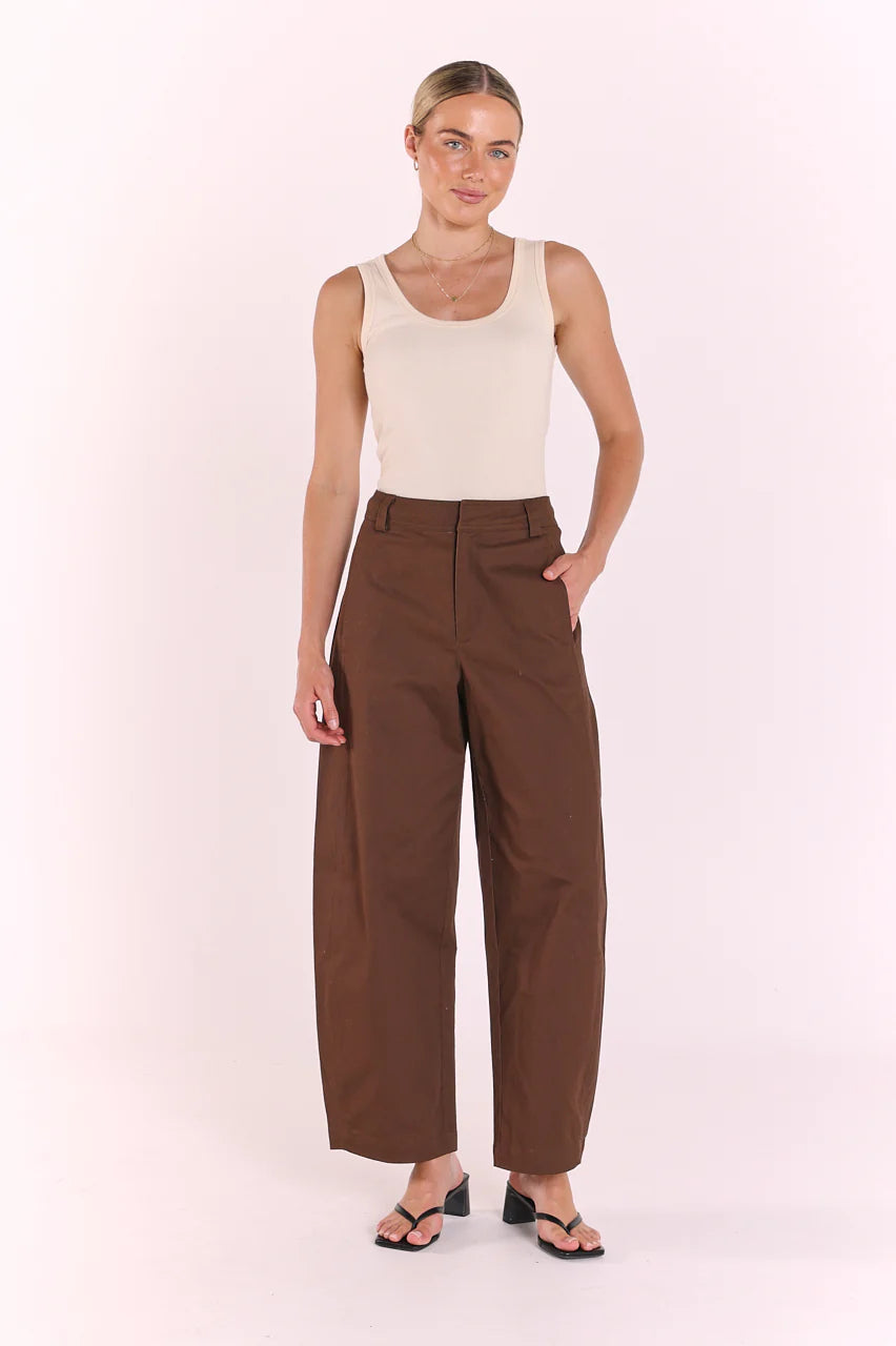 Charlie Barrel Pant - Chocolate