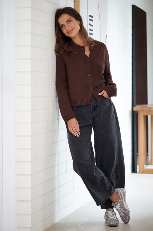 Darted Barrel Jean - BlackWash