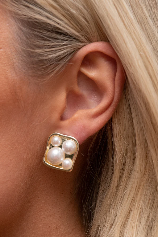 Wimmie Earring - Gold & Pearl