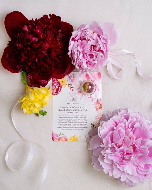 Blooming Tea Greeting Card NEW: Bouquet