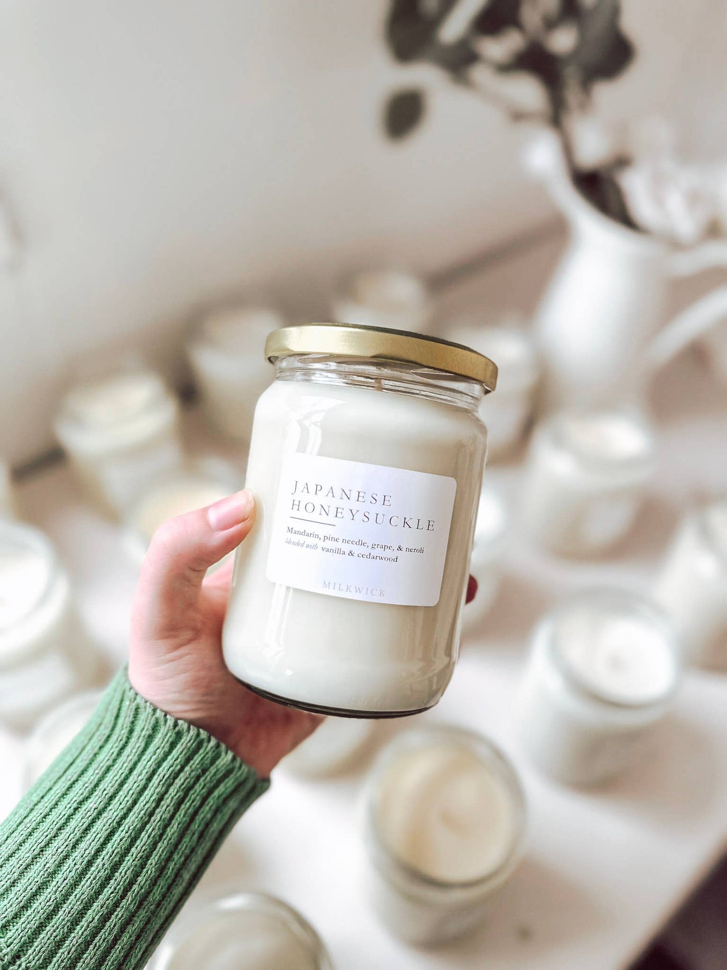 Japanese Honeysuckle: Large (250ml) classic jar