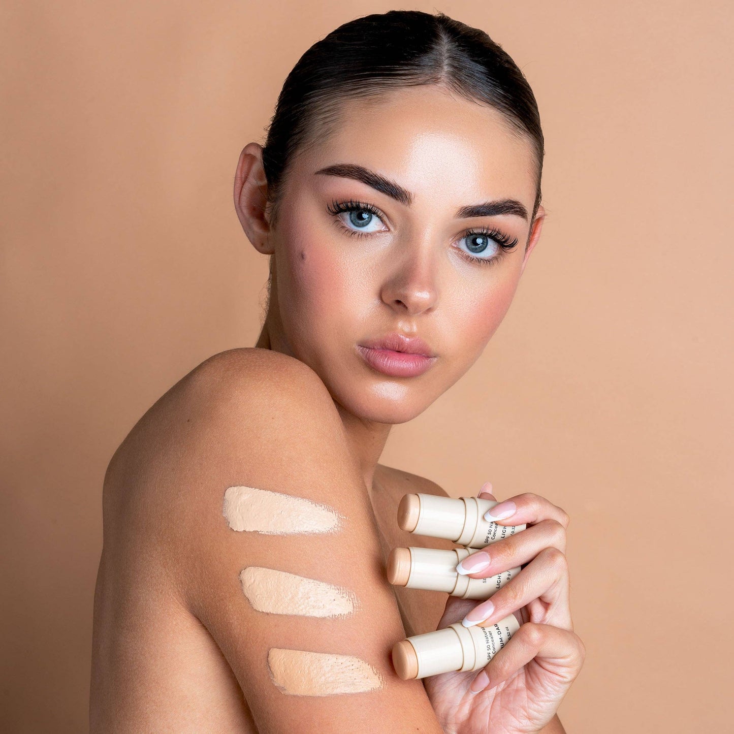 SPF 50 Natural Concealer: Medium-Dark