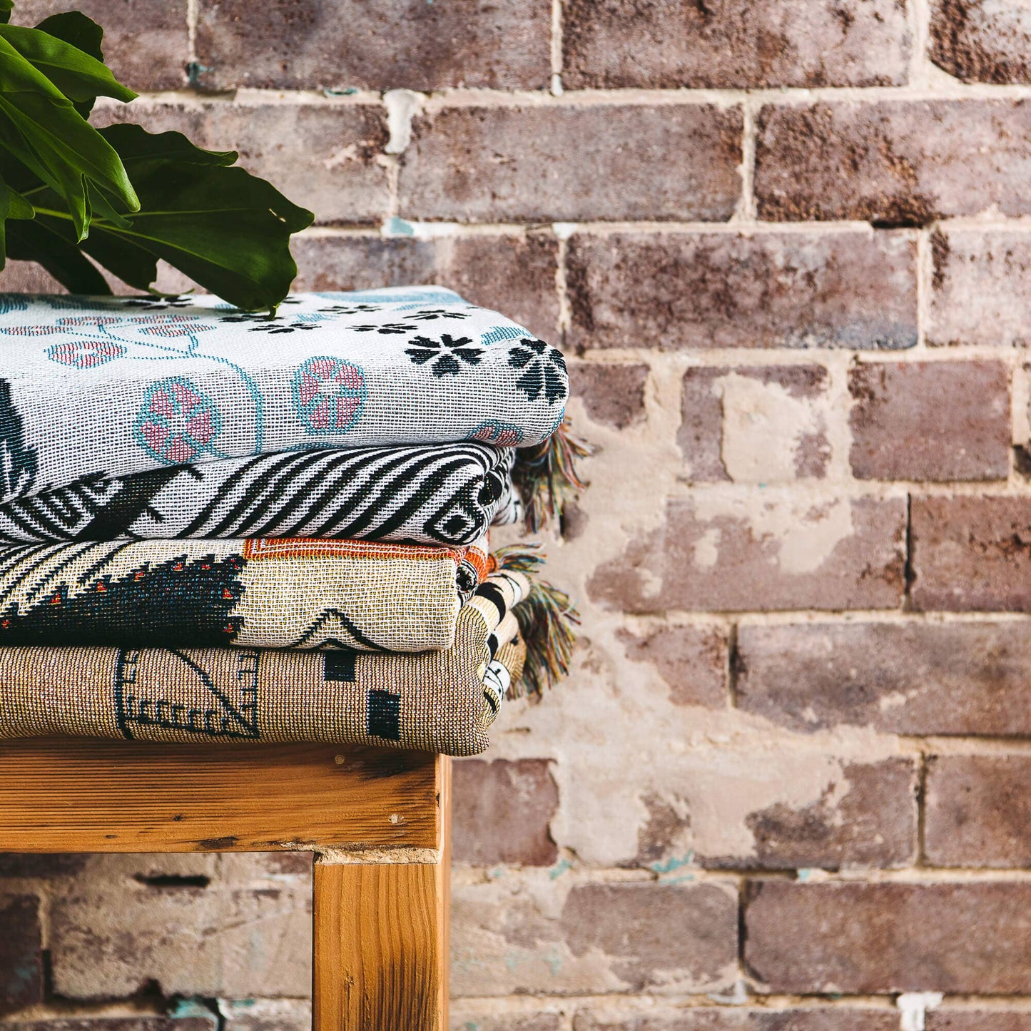 'All You Need is Love' Woven Picnic Rug/Throw: Regular 130x160cm