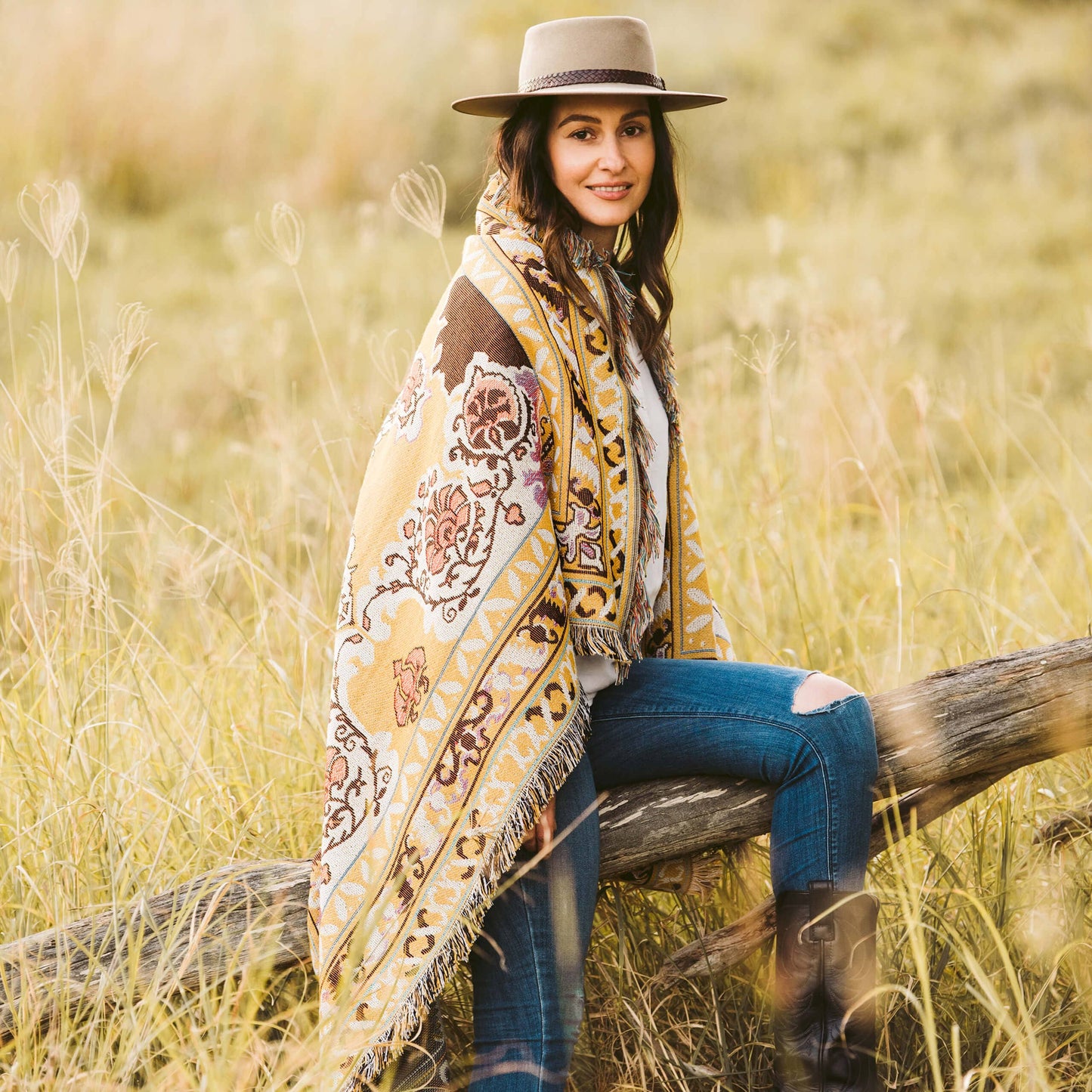 'Here Comes The Sun' Woven Picnic Rug/Throw: Regular 130x160cm