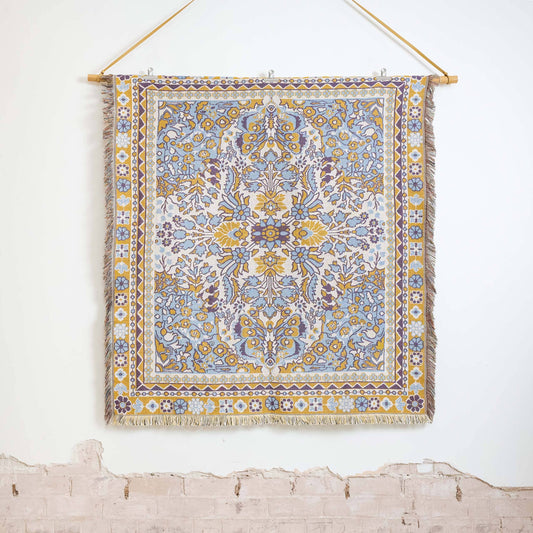 'Every Little Thing' Woven Picnic Rug/Throw: Regular 130x160cm