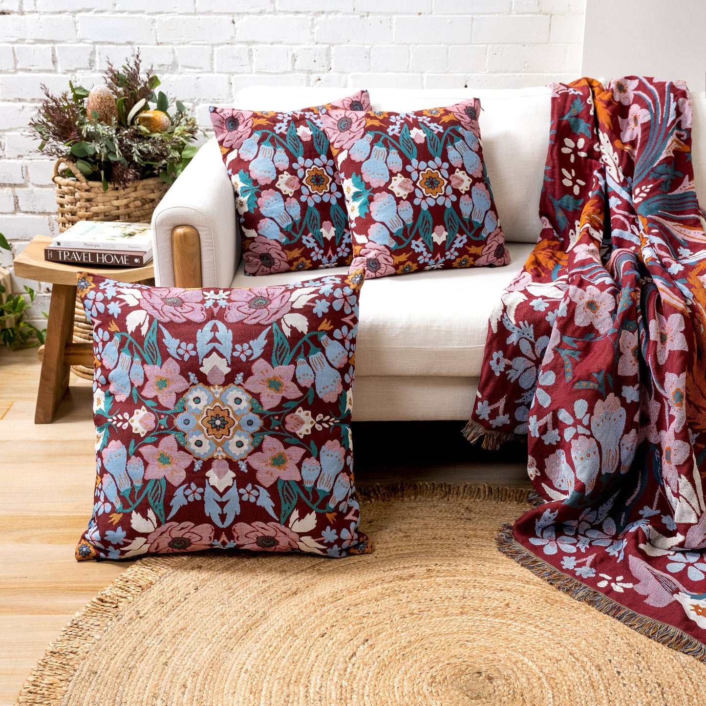 'Magical Mystery' Woven Picnic Rug/Throw: Regular 130x160cm