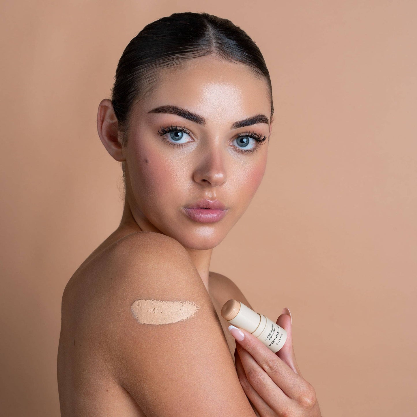 SPF 50 Natural Concealer: Medium-Dark