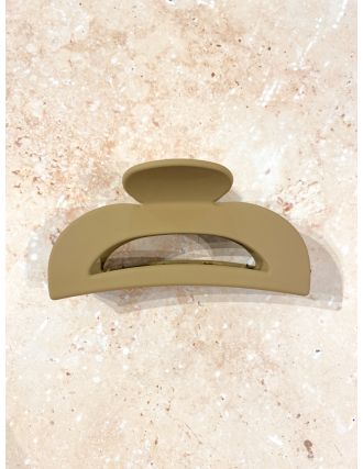 EMILE CUT OUT CLAW CLIP - BROWN