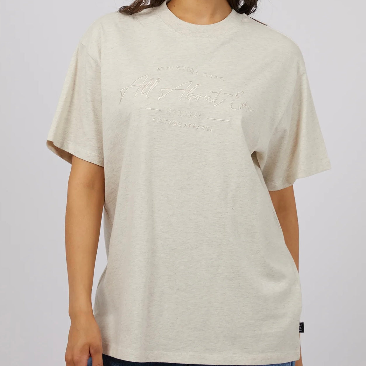 Classic tee oatmeal